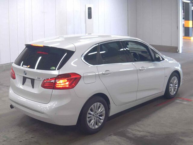 2017 BMW 2 Series 218D Actiza Rag auction photo 5