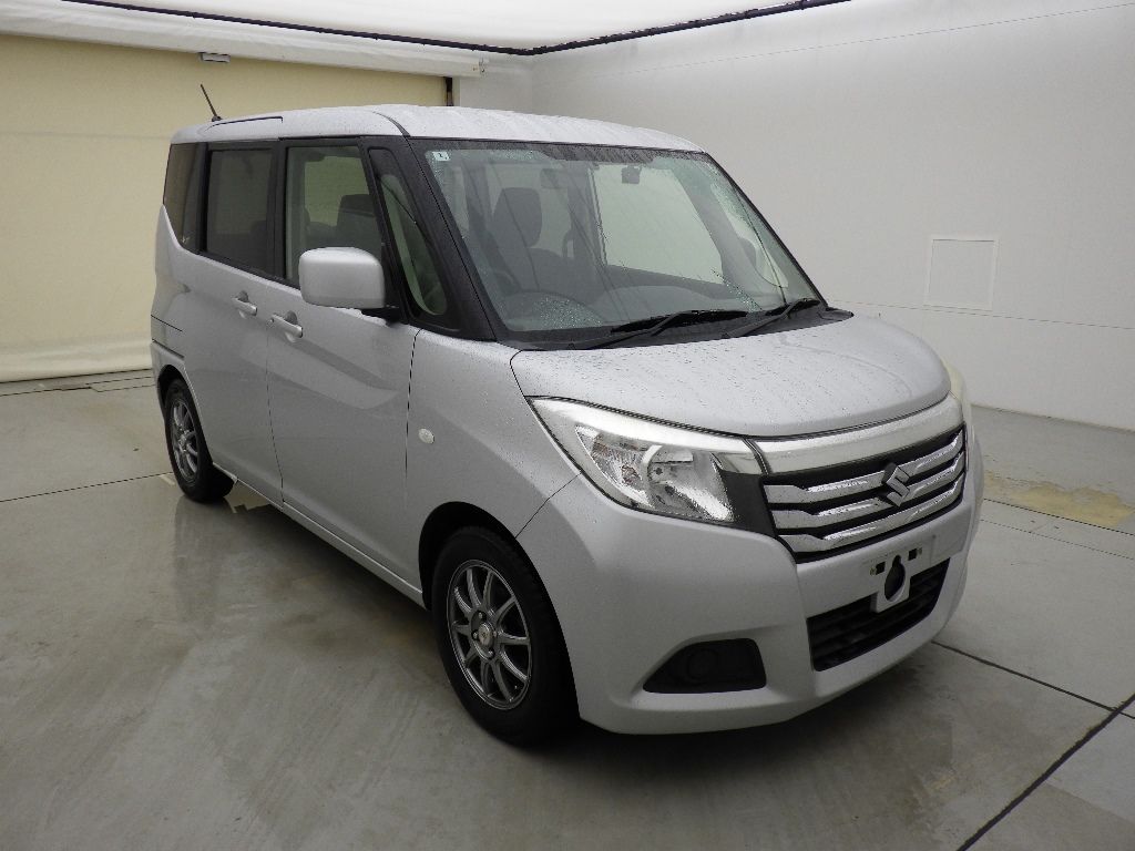 2017 Suzuki Solio 4WD G Japan auction vehicle
