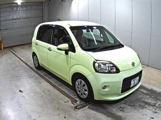 2015 Toyota Porte F Japan auction vehicle