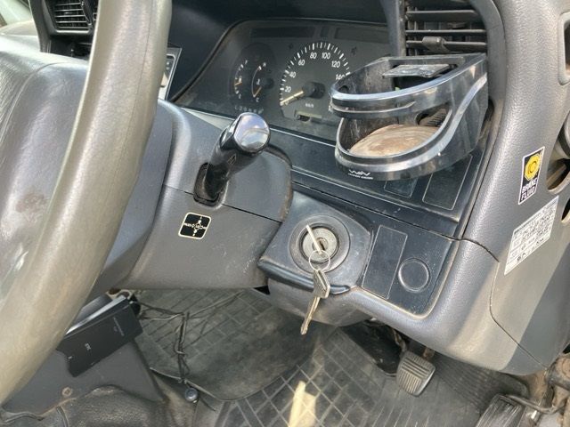 1998 Toyota Hiace GL auction photo 6