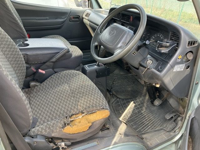 1998 Toyota Hiace GL auction photo 8