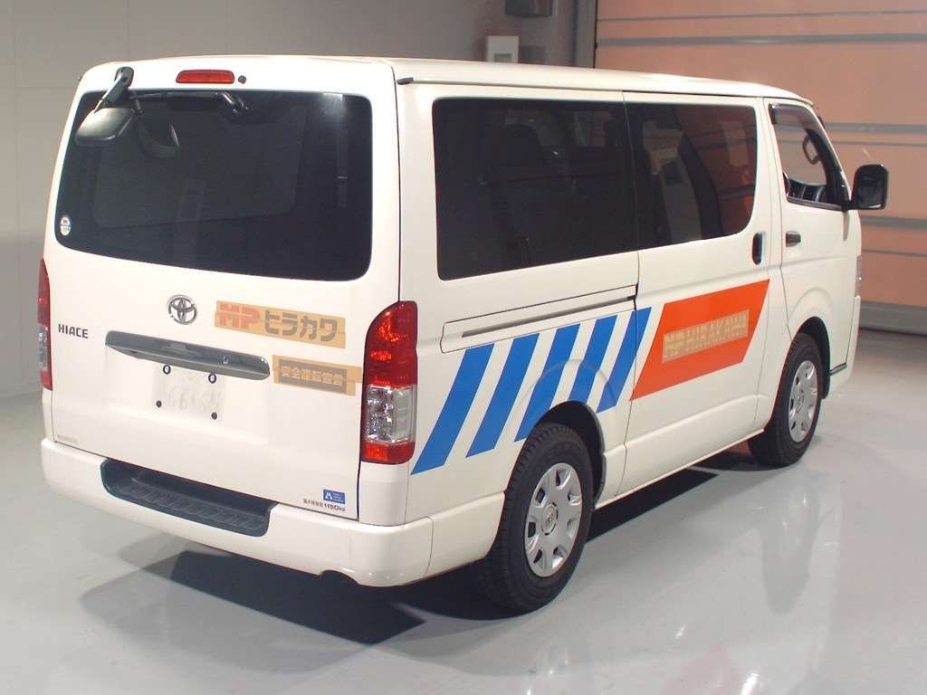 2021 Toyota Hiace DX GL パッケージ auction photo 2