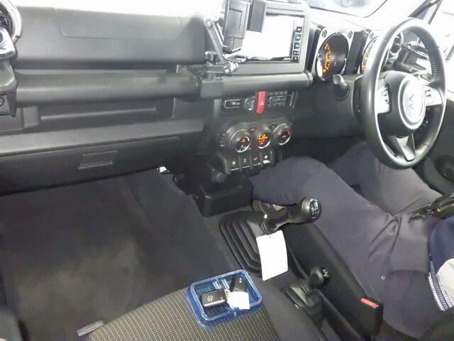 2022 Suzuki Jimny XC 4WD auction photo 3