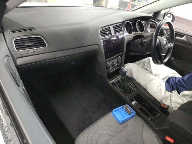 2017 Volkswagen ゴルフ TSIコンフォートライン auction photo 3