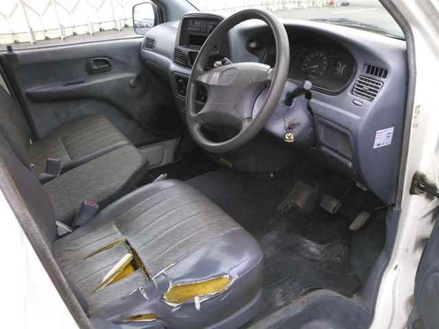2002 Toyota ライトエース バン DX auction photo 3
