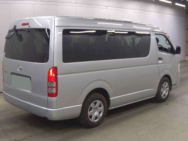 2024 Toyota Hiace DX auction photo 5