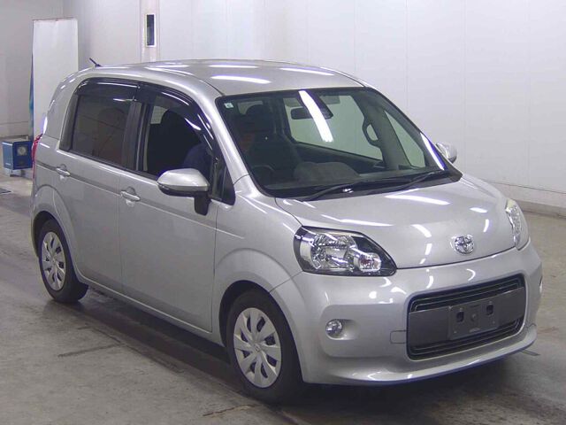 2017 Toyota Porte F Japan auction vehicle