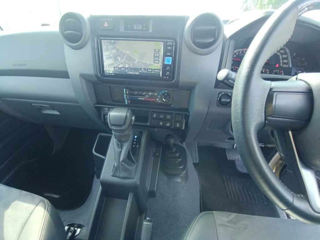 2025 Toyota Land Cruiser 70 AX 4WD auction photo 11
