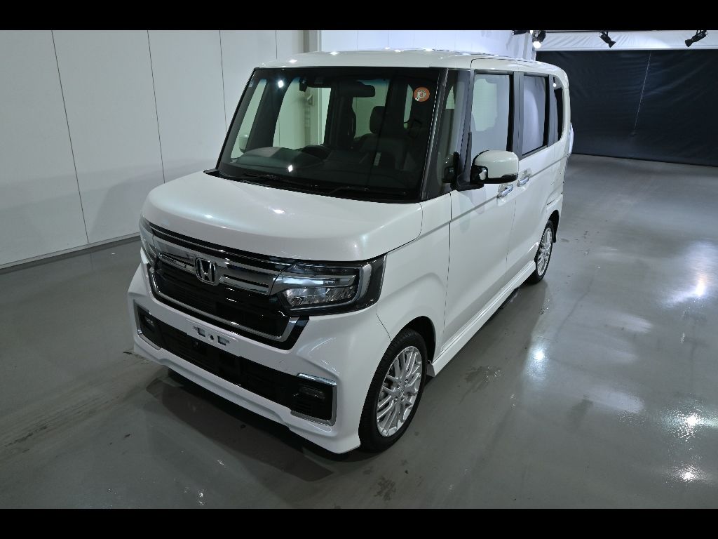 2021 Honda N-BOX 4WD カスタムLターボ auction photo 4