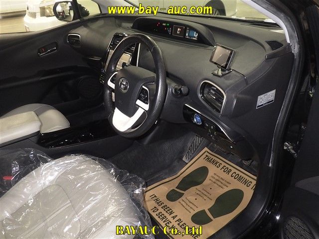 2016 Toyota Prius A auction photo 3