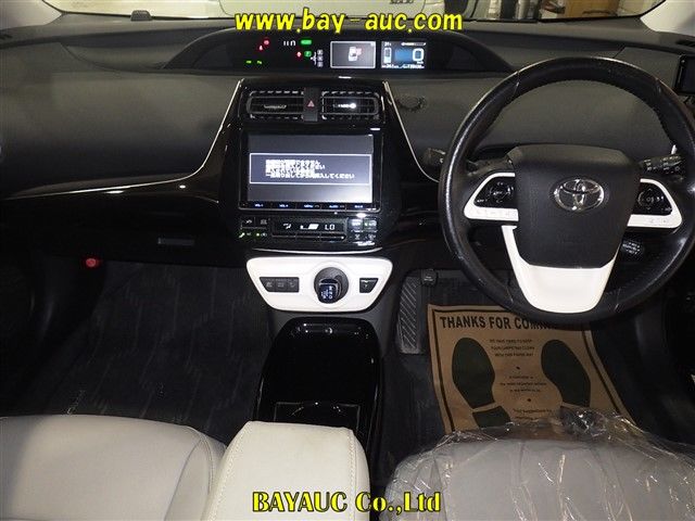 2016 Toyota Prius A auction photo 6