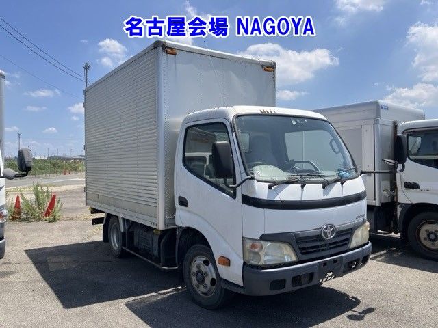 2011 Toyota Dyna バン Japan auction vehicle