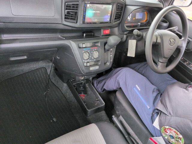 2025 Daihatsu Mira e:S L SA III auction photo 3