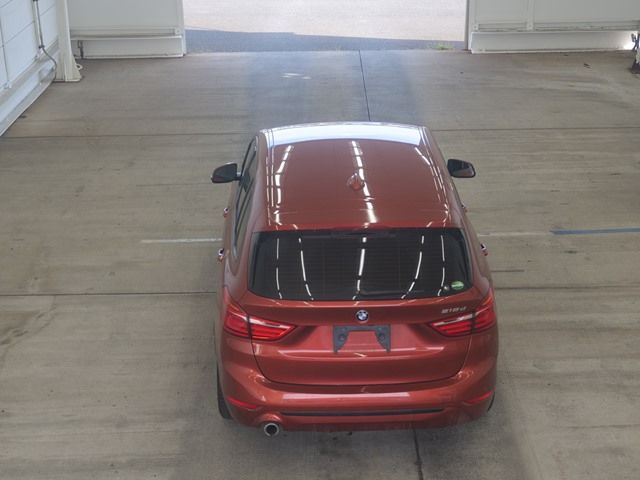 2019 BMW BMW 218D グランツアラー スポーツ auction photo 3