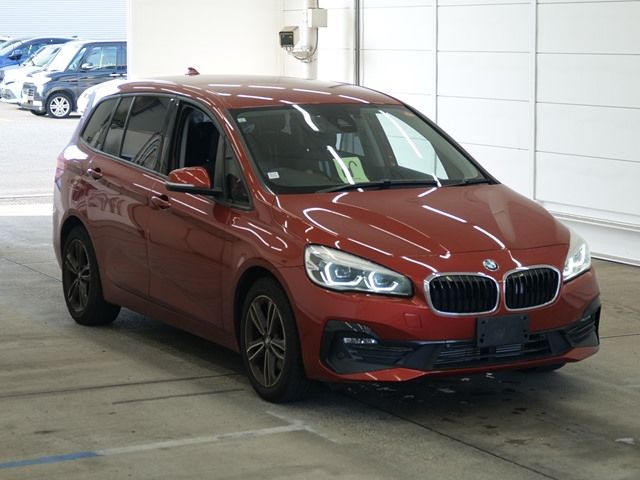 2019 BMW BMW 218D グランツアラー スポーツ Japan auction vehicle