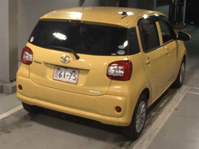 2017 Toyota Passo X LパッケージS auction photo 5