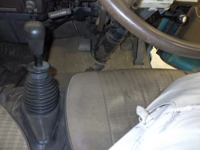 1989 Toyota Dyna dump auction photo 8