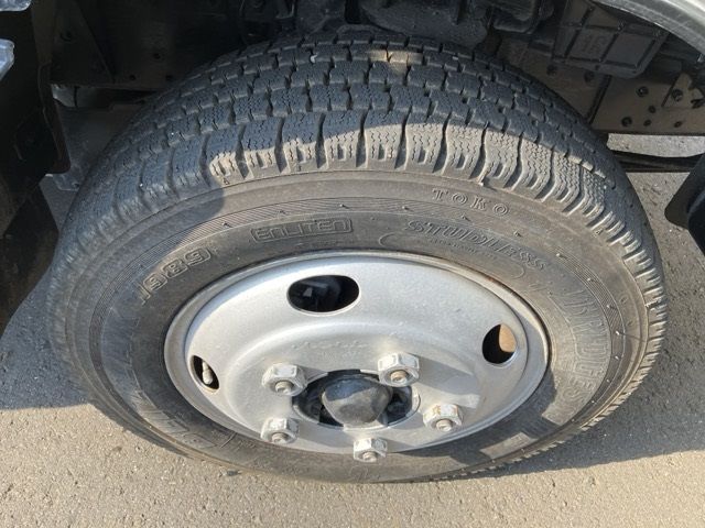 2007 Isuzu Elf dump auction photo 9