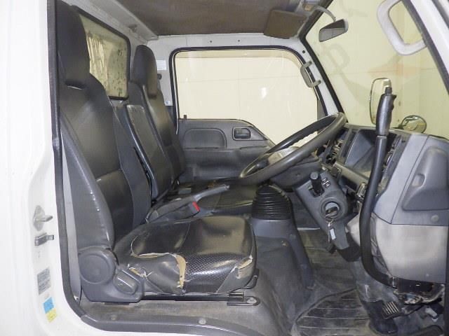 2010 Isuzu Elf dump auction photo 6