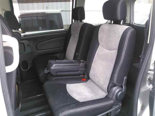 2011 Nissan Serena ライダーJパッケージ auction photo 9