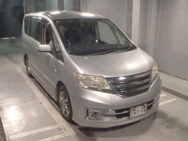 Japan Auction Vehicles 12 2011 Nissan Serena ライダーJパッケージ auction photo
