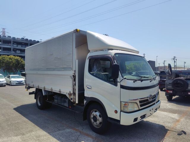 Japan Auction Vehicles 8 2007 Toyota Dyna ロング ウイング auction photo