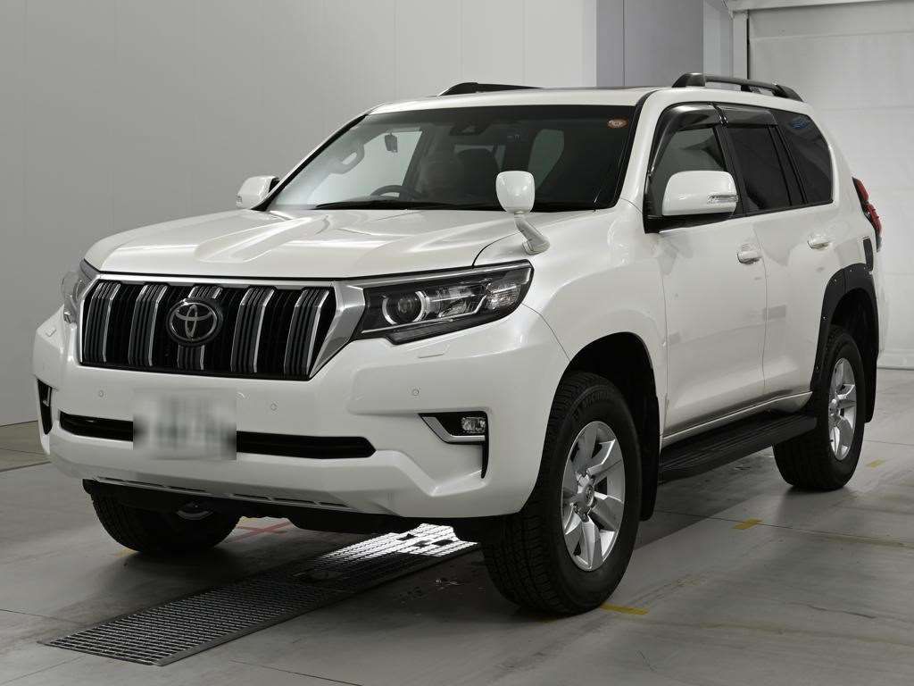Japan Auction Vehicles 14 2022 Toyota Land Cruiser Prado TX 4WD auction photo