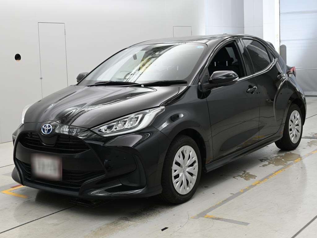 2023 Toyota Yaris Hybrid Z Japan auction vehicle