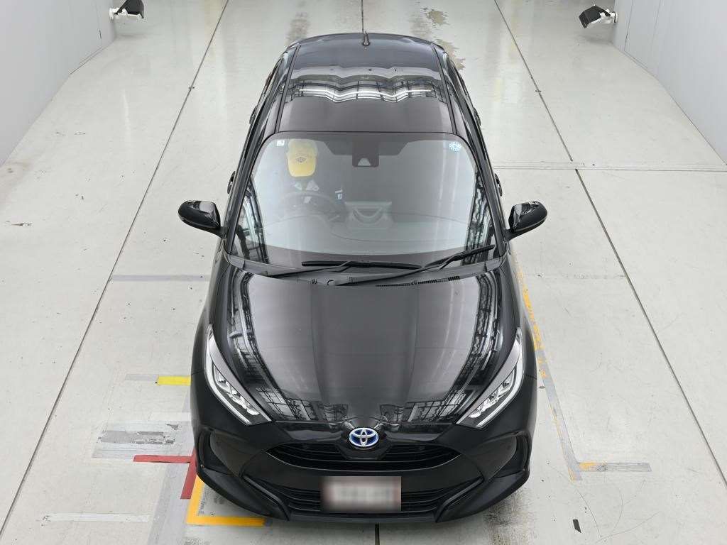 2023 Toyota Yaris Hybrid Z auction photo 7