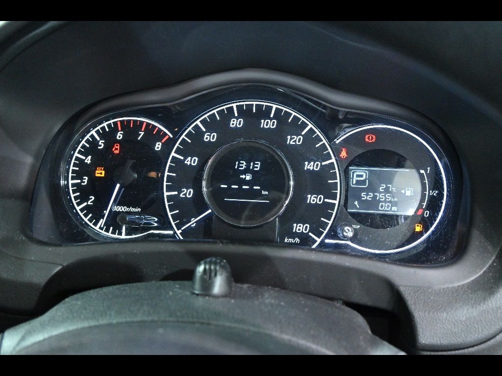 2013 Nissan ノート HB X DIG-S auction photo 9