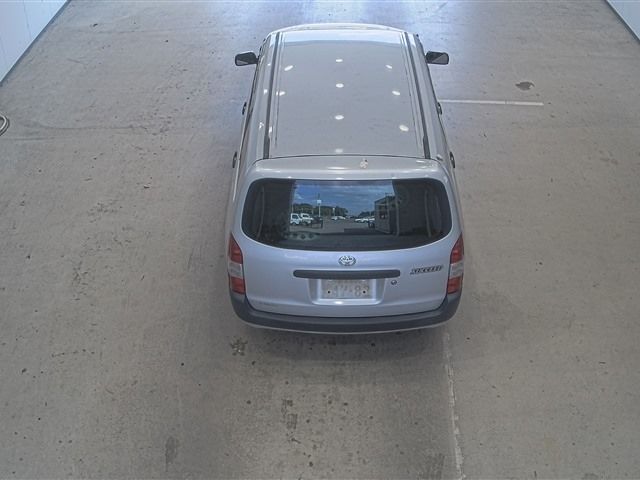 2018 Toyota Succeed UL auction photo 3