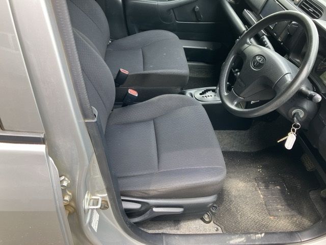 2018 Toyota Succeed UL auction photo 8