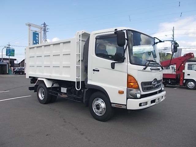 Japan Auction Vehicles 21 2016 Hino Ranger フカダンプ auction photo