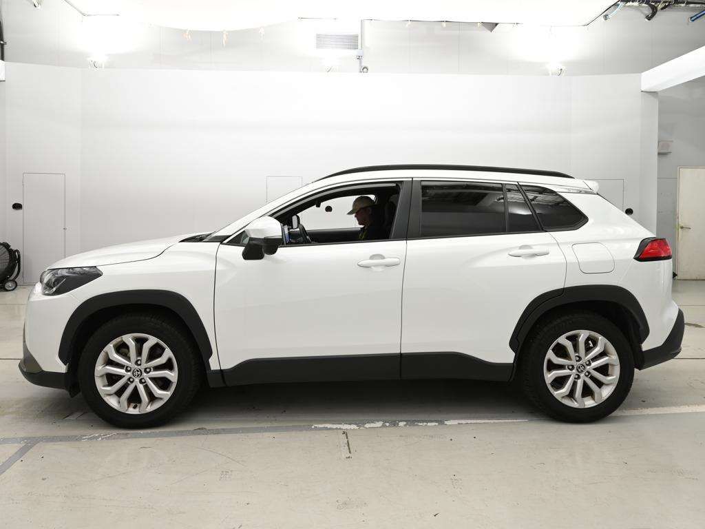 2022 Toyota Corolla Cross ハイブリッド S 4WD auction photo 4