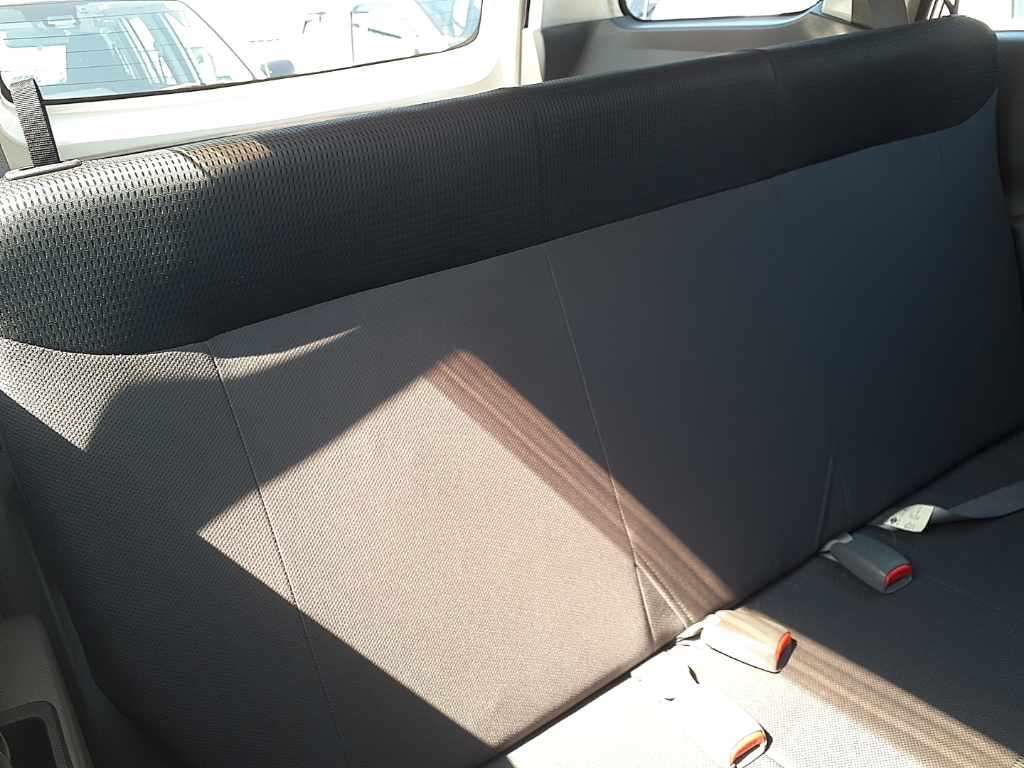 2010 Nissan AD VE auction photo 11