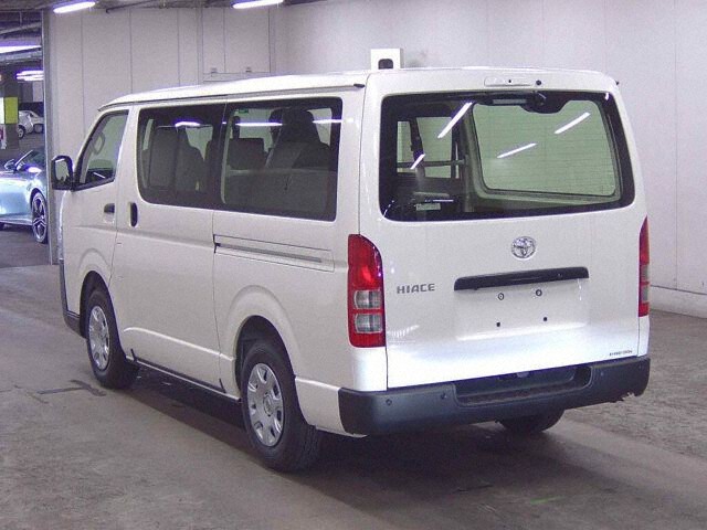 2026 Toyota Hiace Long DX auction photo 2