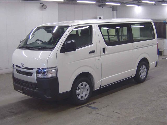 2026 Toyota Hiace Long DX auction photo 4