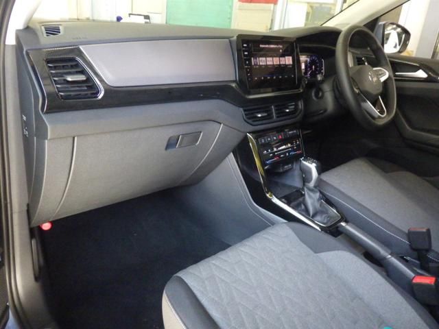 2025 Volkswagen VW T-Cross TSI Active auction photo 2