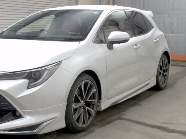 2021 Toyota Corolla Sport Hybrid G ​​Z auction photo 4