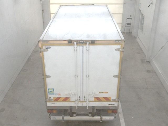 2018 Isuzu Forward 冷蔵・冷凍車 auction photo 3