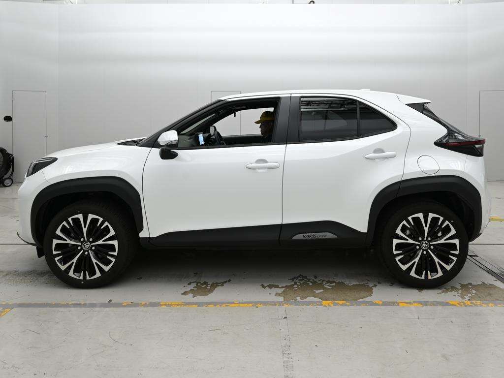 2025 Toyota Yaris Cross ハイブリッドZ auction photo 4