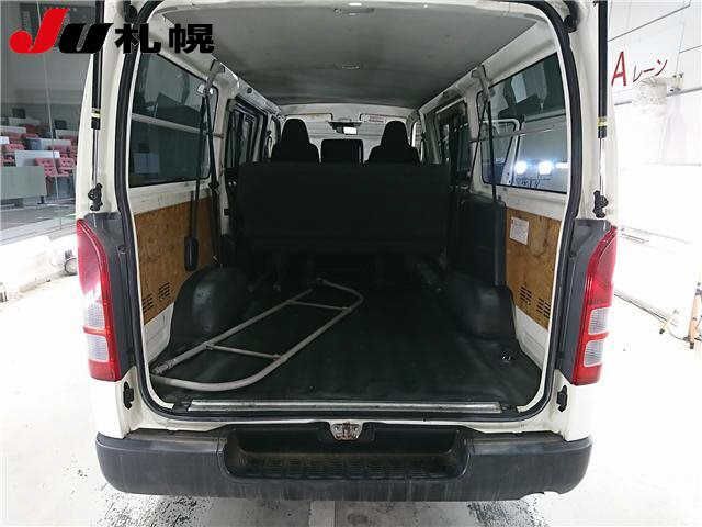 2018 Toyota Regius Ace 4WD DX ロング auction photo 6