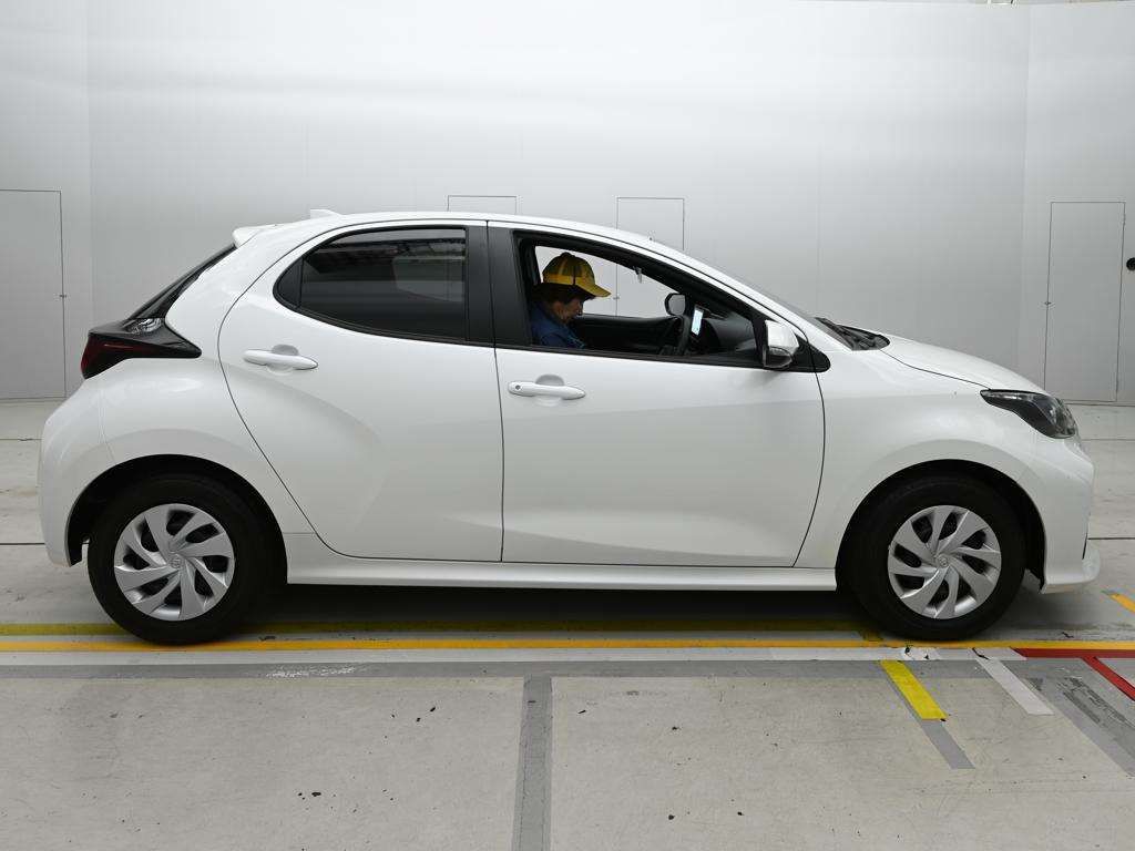 2026 Toyota Yaris X auction photo 3