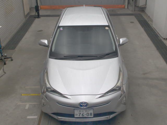 2016 Toyota Prius Sツーリングセレクション auction photo 6