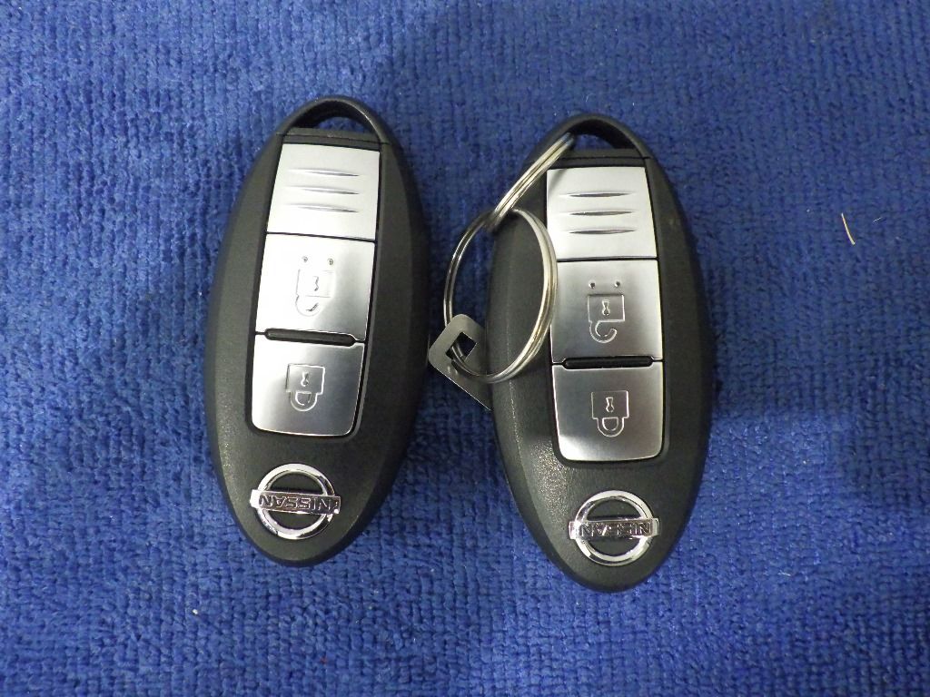 2015 Nissan ノート HB メダリスト auction photo 12