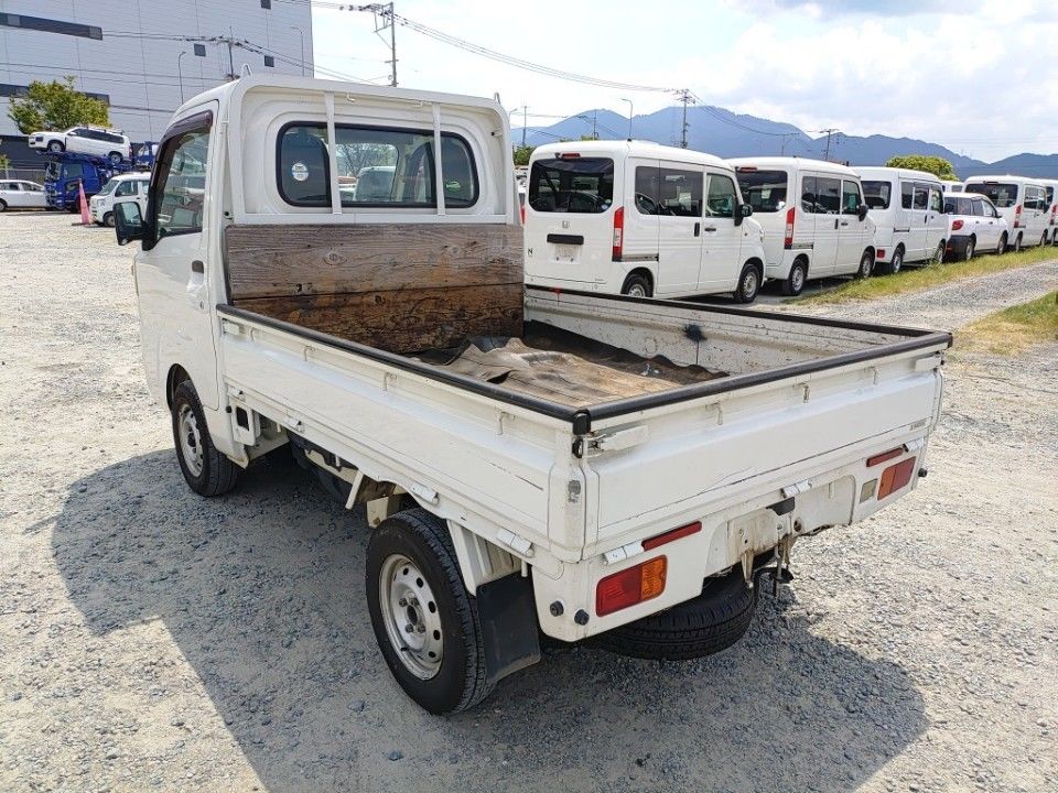 2016 Daihatsu Hijet auction photo 6