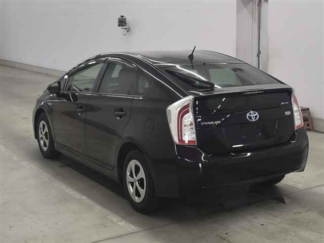 2015 Toyota Prius S auction photo 2