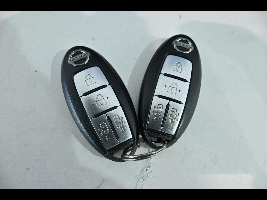 2011 Nissan Serena ハイウェイスター auction photo 13