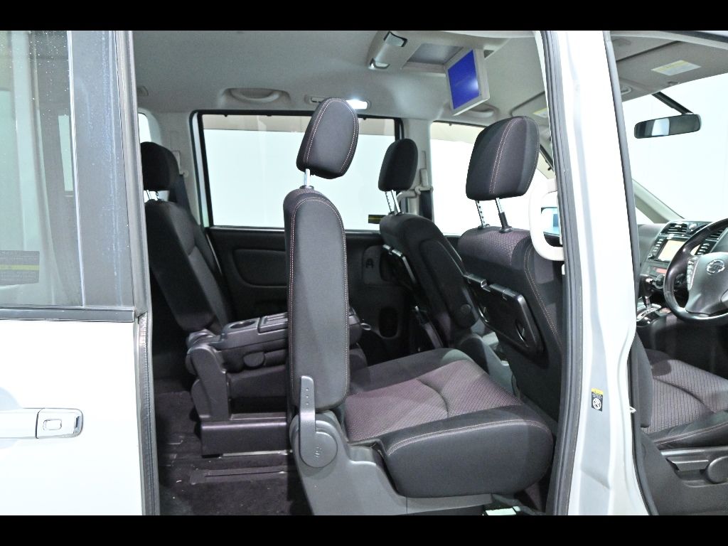 2011 Nissan Serena ハイウェイスター auction photo 7