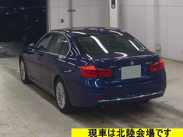 2016 BMW 3 Series 320IXDRIV Luxury 4WD auction photo 2
